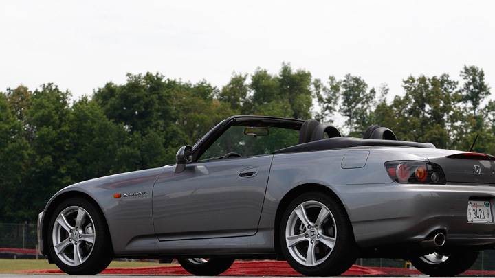 Honda S2000 2008 In Grey Side Pose